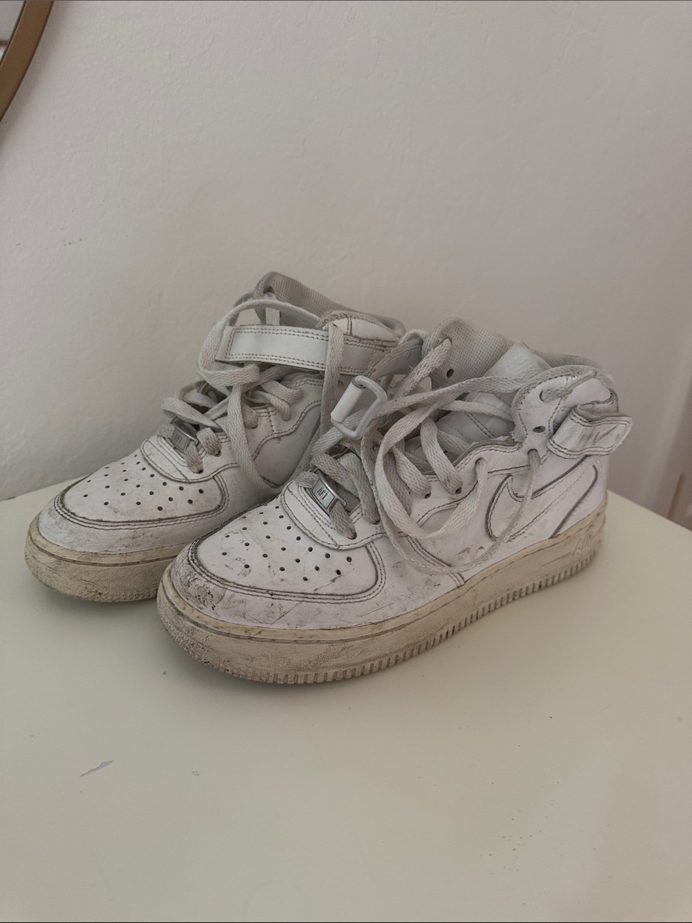 AF1 mid